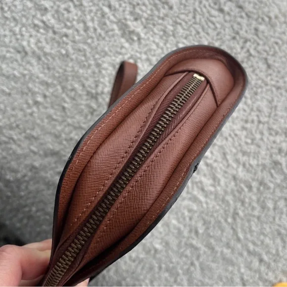 Louis Vuitton Orsay Clutch MUST GO!! MOVING OVERSEAS - Picture 12 of 15